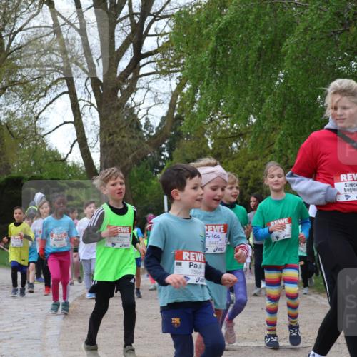25.04.2026 - Das Zehntel Zöllner http://msf.ph/oto/9615037 25.04.2026 09:48:11 Laufen 5939, 7447, 7569 meine-sportfotos.de