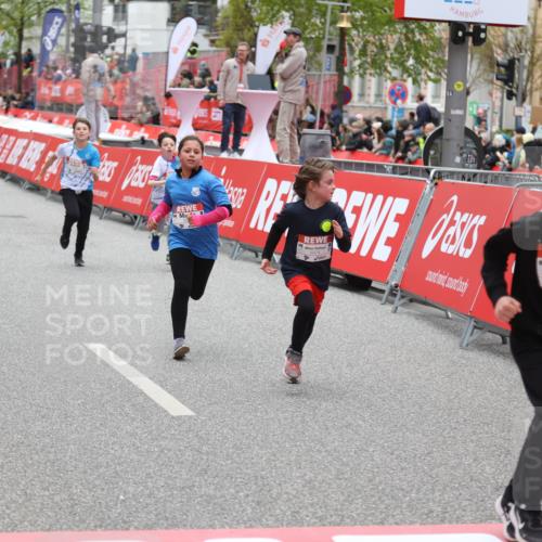 25.04.2026 - Das Zehntel Strokosch-Dieckow http://msf.ph/oto/9615214 25.04.2026 10:59:00 Ziel 5032, 5168, 5206, 5377, 5608, 5616, 5643, 5810, 6348, 6378, 6574, 6609, 6662, 6678, 6837, 6848, 6892, 6893, 6897, 7680, 7915 meine-sportfotos.de
