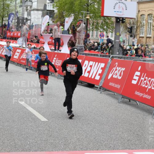 25.04.2026 - Das Zehntel Strokosch-Dieckow http://msf.ph/oto/9615274 25.04.2026 10:58:59 Ziel 5032, 5168, 5206, 5377, 5608, 5616, 5643, 5810, 6378, 6574, 6603, 6662, 6678, 6837, 6848, 6892, 6893, 6897, 7680, 7915, 8070 meine-sportfotos.de