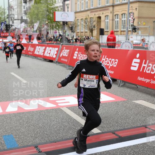 25.04.2026 - Das Zehntel Strokosch-Dieckow http://msf.ph/oto/9615286 25.04.2026 10:58:58 Ziel 5032, 5168, 5206, 5377, 5608, 5616, 5643, 5810, 6378, 6603, 6662, 6837, 6848, 6892, 6893, 6897, 7915, 8070 meine-sportfotos.de