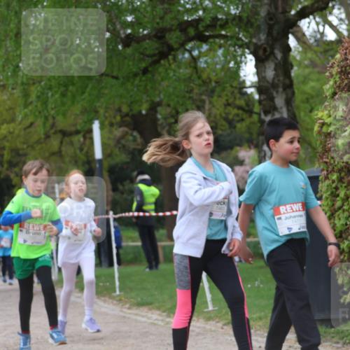 25.04.2026 - Das Zehntel Zöllner http://msf.ph/oto/9615340 25.04.2026 09:48:20 Laufen 7483, 7471 meine-sportfotos.de