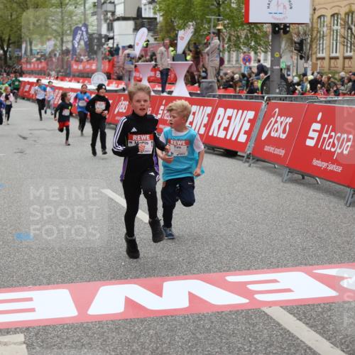 25.04.2026 - Das Zehntel Strokosch-Dieckow http://msf.ph/oto/9615380 25.04.2026 10:58:57 Ziel 5032, 5168, 5206, 5377, 5476, 5608, 5616, 5643, 5810, 6331, 6378, 6408, 6603, 6848, 6892, 6893, 6897, 7915, 7931, 7945, 8070 meine-sportfotos.de