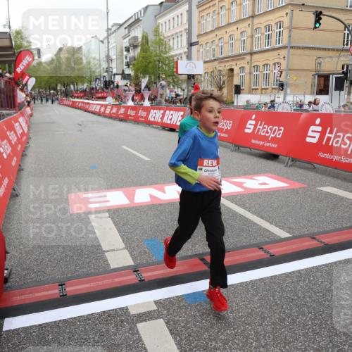 25.04.2026 - Das Zehntel Strokosch-Dieckow http://msf.ph/oto/9615424 25.04.2026 10:57:07 Ziel 5017, 5161, 5412, 5480, 5585, 5784, 5870, 5896, 6157, 6293, 6300, 6301, 6307, 6495, 6515, 6702, 6761, 6980, 7047, 7309, 7326, 7363, 7508, 7605, 7818, 7943, 8012, 8028, 8034, 8038 meine-sportfotos.de