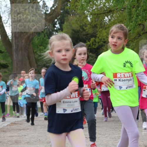 25.04.2026 - Das Zehntel Zöllner http://msf.ph/oto/9615453 25.04.2026 09:48:23 Laufen 15, 6560, 7217, 100, 5948 meine-sportfotos.de