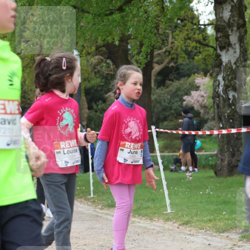 25.04.2026 - Das Zehntel Zöllner http://msf.ph/oto/9615496 25.04.2026 09:48:25 Laufen 7215, 5954, 5948 meine-sportfotos.de