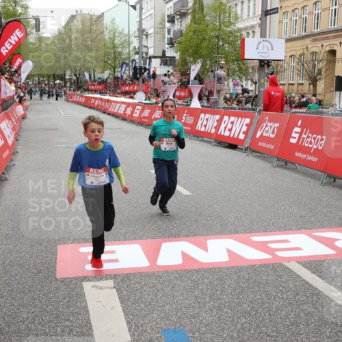 25.04.2026 - Das Zehntel Strokosch-Dieckow http://msf.ph/oto/9615532 25.04.2026 10:57:06 Ziel 5017, 5161, 5412, 5480, 5585, 5870, 5896, 6157, 6293, 6300, 6301, 6307, 6495, 6515, 6702, 6761, 6980, 7047, 7053, 7309, 7326, 7363, 7508, 7943, 8012, 8028, 8034 meine-sportfotos.de