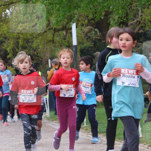25.04.2026 - Das Zehntel Zöllner http://msf.ph/oto/9615565 25.04.2026 09:48:28 Laufen 6163, 6174, 6160, 6804, 7450 meine-sportfotos.de
