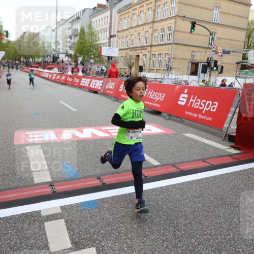 25.04.2026 - Das Zehntel Strokosch-Dieckow http://msf.ph/oto/9615578 25.04.2026 10:57:03 Ziel 5156, 5161, 5412, 5480, 6293, 6301, 6307, 6475, 6735, 6761, 6842, 7047, 7053, 7226, 7309, 7326, 7363, 7389, 7508, 7842, 7878, 8012 meine-sportfotos.de