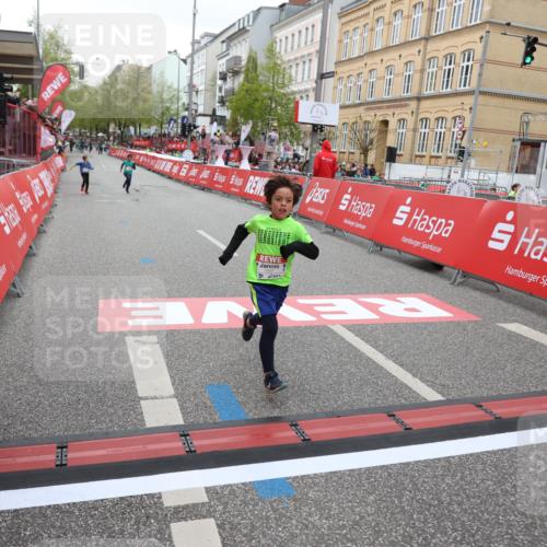 25.04.2026 - Das Zehntel Strokosch-Dieckow http://msf.ph/oto/9615614 25.04.2026 10:57:03 Ziel 5156, 5161, 5412, 5480, 6293, 6301, 6307, 6475, 6735, 6761, 6842, 7047, 7053, 7226, 7309, 7326, 7363, 7389, 7508, 7842, 7878, 8012 meine-sportfotos.de