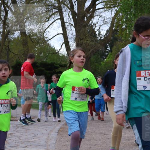25.04.2026 - Das Zehntel Zöllner http://msf.ph/oto/9615678 25.04.2026 09:48:33 Laufen 7213, 7210, 5871, 7431 meine-sportfotos.de