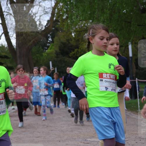 25.04.2026 - Das Zehntel Zöllner http://msf.ph/oto/9615697 25.04.2026 09:48:34 Laufen 7213, 7210 meine-sportfotos.de