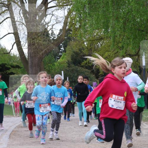 25.04.2026 - Das Zehntel Zöllner http://msf.ph/oto/9615728 25.04.2026 09:48:35 Laufen 20, 6794, 6601, 6480 meine-sportfotos.de