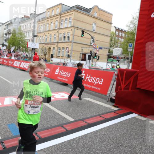 25.04.2026 - Das Zehntel Strokosch-Dieckow http://msf.ph/oto/9615732 25.04.2026 10:57:01 Ziel 5156, 5161, 5480, 5711, 6164, 6189, 6475, 6735, 6761, 6842, 7047, 7053, 7074, 7203, 7226, 7363, 7389, 7508, 7821, 7842, 7878, 8012 meine-sportfotos.de