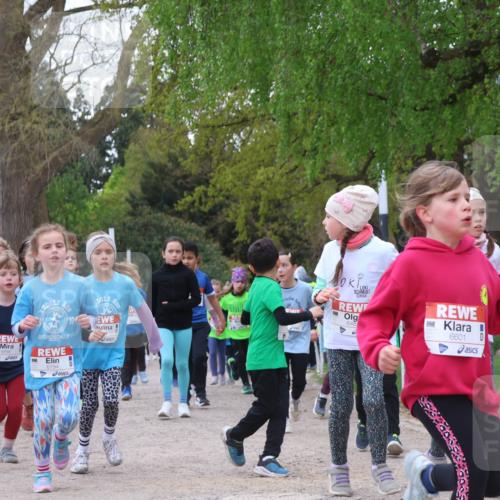 25.04.2026 - Das Zehntel Zöllner http://msf.ph/oto/9615739 25.04.2026 09:48:35 Laufen 10, 6794, 648, 6601 meine-sportfotos.de