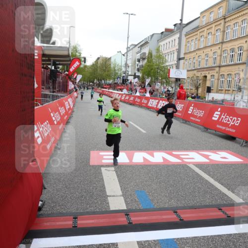 25.04.2026 - Das Zehntel Strokosch-Dieckow http://msf.ph/oto/9615805 25.04.2026 10:57:00 Ziel 5080, 5156, 5161, 5480, 5495, 5711, 6164, 6189, 6475, 6705, 6735, 6761, 6842, 7053, 7074, 7203, 7226, 7363, 7389, 7508, 7821, 7842, 7878, 8012 meine-sportfotos.de