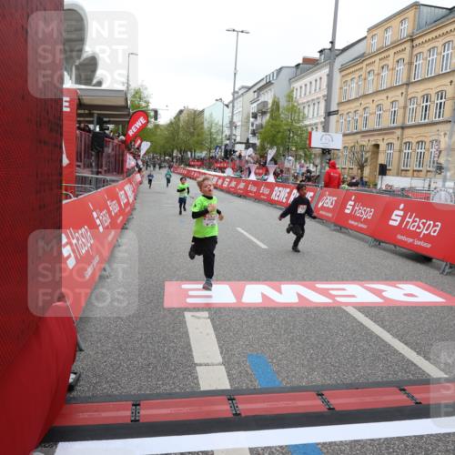 25.04.2026 - Das Zehntel Strokosch-Dieckow http://msf.ph/oto/9615829 25.04.2026 10:57:00 Ziel 5080, 5156, 5161, 5480, 5495, 5711, 6164, 6189, 6475, 6705, 6735, 6761, 6842, 7053, 7074, 7203, 7226, 7363, 7389, 7508, 7821, 7842, 7878, 8012 meine-sportfotos.de