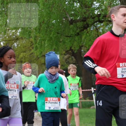 25.04.2026 - Das Zehntel Zöllner http://msf.ph/oto/9615959 25.04.2026 09:48:44 Laufen 7485, 6185, 6443, 14, 6851 meine-sportfotos.de