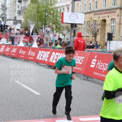 25.04.2026 - Das Zehntel Strokosch-Dieckow http://msf.ph/oto/9616004 25.04.2026 10:56:58 Ziel 5080, 5156, 5495, 5692, 5711, 6164, 6189, 6475, 6705, 6735, 6842, 6918, 7053, 7074, 7203, 7226, 7310, 7389, 7821, 7842, 7878 meine-sportfotos.de