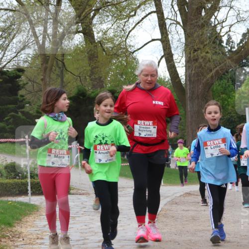 25.04.2026 - Das Zehntel Zöllner http://msf.ph/oto/9616022 25.04.2026 09:48:47 Laufen 7295, 7268, 766, 7651 meine-sportfotos.de