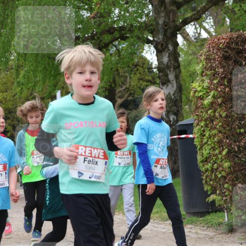 25.04.2026 - Das Zehntel Zöllner http://msf.ph/oto/9616135 25.04.2026 09:48:51 Laufen 6799, 6024, 5964, 20, 678, 20 meine-sportfotos.de