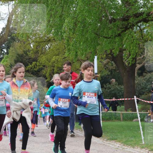 25.04.2026 - Das Zehntel Zöllner http://msf.ph/oto/9616207 25.04.2026 09:48:54 Laufen 7530, 6310, 7448 meine-sportfotos.de