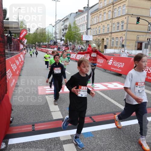 25.04.2026 - Das Zehntel Strokosch-Dieckow http://msf.ph/oto/9616319 25.04.2026 10:56:55 Ziel 5080, 5270, 5319, 5322, 5495, 5692, 5711, 6164, 6189, 6224, 6705, 6842, 6875, 6918, 6939, 6946, 7074, 7203, 7250, 7310, 7317, 7389, 7638, 7821, 8066 meine-sportfotos.de