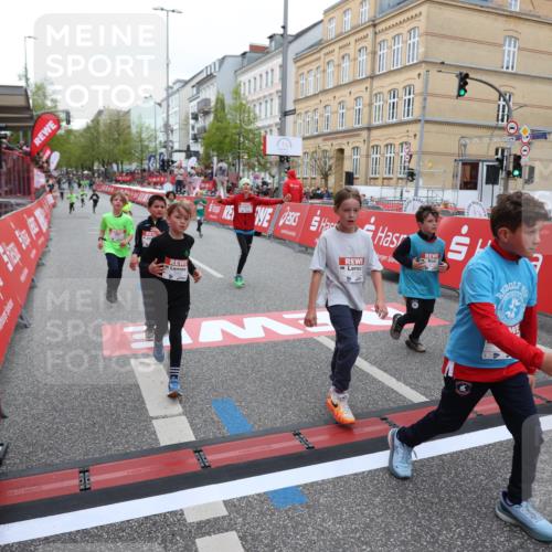 25.04.2026 - Das Zehntel Strokosch-Dieckow http://msf.ph/oto/9616403 25.04.2026 10:56:55 Ziel 5080, 5270, 5319, 5322, 5495, 5692, 5711, 6164, 6189, 6224, 6705, 6842, 6875, 6918, 6939, 6946, 7074, 7203, 7250, 7310, 7317, 7389, 7638, 7821, 8066 meine-sportfotos.de