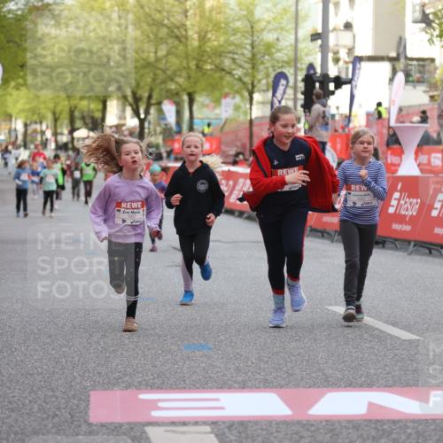 25.04.2026 - Das Zehntel Strokosch-Dieckow http://msf.ph/oto/9616407 25.04.2026 09:10:03 Ziel 1907, 2000, 2008 meine-sportfotos.de