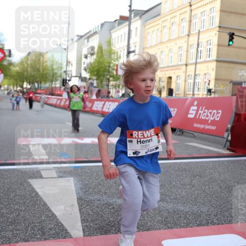 25.04.2026 - Das Zehntel Strokosch-Dieckow http://msf.ph/oto/9616626 25.04.2026 09:10:23 Ziel 1360, 1445, 1615, 1617, 2081 meine-sportfotos.de
