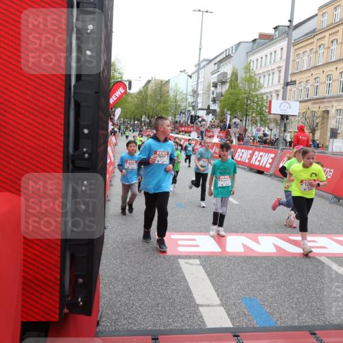 25.04.2026 - Das Zehntel Strokosch-Dieckow http://msf.ph/oto/9616663 25.04.2026 10:56:50 Ziel 5270, 5319, 5322, 5342, 5507, 5644, 5646, 5692, 5872, 6031, 6224, 6429, 6713, 6875, 6939, 6946, 6989, 7005, 7131, 7250, 7266, 7310, 7317, 7319, 7468, 7592, 7638, 8066 meine-sportfotos.de