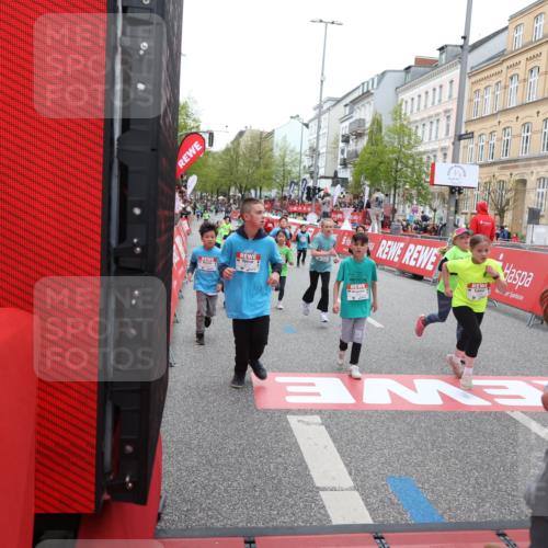 25.04.2026 - Das Zehntel Strokosch-Dieckow http://msf.ph/oto/9616694 25.04.2026 10:56:50 Ziel 5270, 5319, 5322, 5342, 5507, 5644, 5646, 5692, 5872, 6031, 6224, 6429, 6713, 6875, 6939, 6946, 6989, 7005, 7131, 7250, 7266, 7310, 7317, 7319, 7468, 7592, 7638, 8066 meine-sportfotos.de