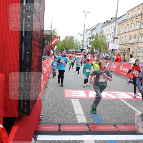 25.04.2026 - Das Zehntel Strokosch-Dieckow http://msf.ph/oto/9616731 25.04.2026 10:56:49 Ziel 5270, 5319, 5322, 5342, 5507, 5644, 5646, 5747, 5872, 6031, 6224, 6429, 6713, 6875, 6939, 6946, 6989, 7005, 7131, 7250, 7266, 7317, 7319, 7468, 7592, 7638, 8066 meine-sportfotos.de