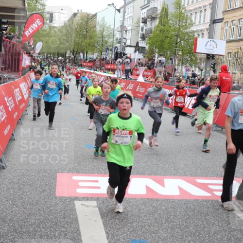 25.04.2026 - Das Zehntel Strokosch-Dieckow http://msf.ph/oto/9616818 25.04.2026 10:56:48 Ziel 5257, 5319, 5322, 5342, 5507, 5511, 5644, 5646, 5747, 5872, 6011, 6013, 6031, 6224, 6385, 6429, 6713, 6875, 6939, 6989, 7005, 7131, 7250, 7266, 7319, 7468, 7592, 8066 meine-sportfotos.de