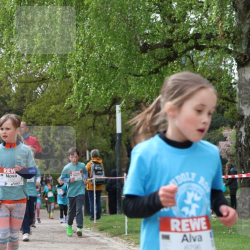 25.04.2026 - Das Zehntel Zöllner http://msf.ph/oto/9616819 25.04.2026 09:49:18 Laufen 7425 meine-sportfotos.de