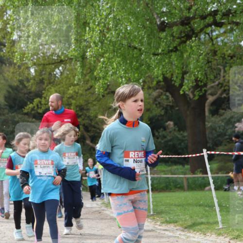 25.04.2026 - Das Zehntel Zöllner http://msf.ph/oto/9616844 25.04.2026 09:49:20 Laufen 7419, 7425 meine-sportfotos.de