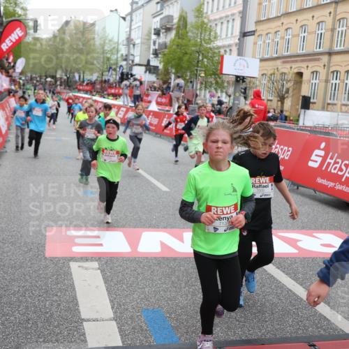 25.04.2026 - Das Zehntel Strokosch-Dieckow http://msf.ph/oto/9616885 25.04.2026 10:56:47 Ziel 5257, 5322, 5326, 5342, 5507, 5511, 5644, 5646, 5747, 5872, 6011, 6013, 6031, 6224, 6385, 6429, 6713, 6989, 7005, 7131, 7266, 7319, 7468, 7592, 7712, 8066 meine-sportfotos.de