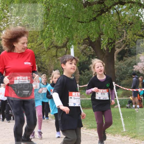 25.04.2026 - Das Zehntel Zöllner http://msf.ph/oto/9617022 25.04.2026 09:49:27 Laufen 5461, 5477 meine-sportfotos.de