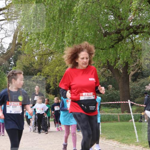 25.04.2026 - Das Zehntel Zöllner http://msf.ph/oto/9617047 25.04.2026 09:49:28 Laufen 6651 meine-sportfotos.de