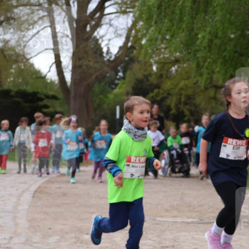 25.04.2026 - Das Zehntel Zöllner http://msf.ph/oto/9617072 25.04.2026 09:49:29 Laufen 6667 meine-sportfotos.de