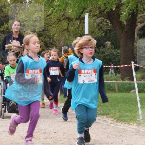 25.04.2026 - Das Zehntel Zöllner http://msf.ph/oto/9617150 25.04.2026 09:49:32 Laufen 5651, 5598 meine-sportfotos.de