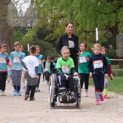 25.04.2026 - Das Zehntel Zöllner http://msf.ph/oto/9617229 25.04.2026 09:49:35 Laufen 7342, 5611, 6642 meine-sportfotos.de