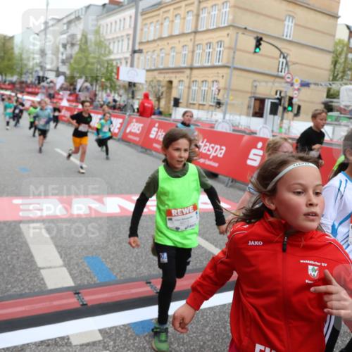 25.04.2026 - Das Zehntel Strokosch-Dieckow http://msf.ph/oto/9617294 25.04.2026 10:56:42 Ziel 5039, 5229, 5257, 5325, 5326, 5507, 5511, 5513, 5646, 5747, 6011, 6013, 6074, 6385, 6412, 6429, 6663, 6886, 7267, 7288, 7368, 7369, 7712, 7801, 7803, 7827, 8007 meine-sportfotos.de