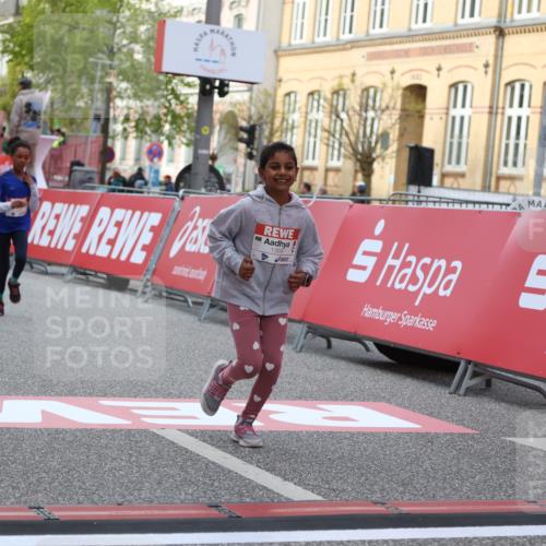25.04.2026 - Das Zehntel Strokosch-Dieckow http://msf.ph/oto/9617309 25.04.2026 09:10:55 Ziel 1351, 1359, 2087, 2098 meine-sportfotos.de