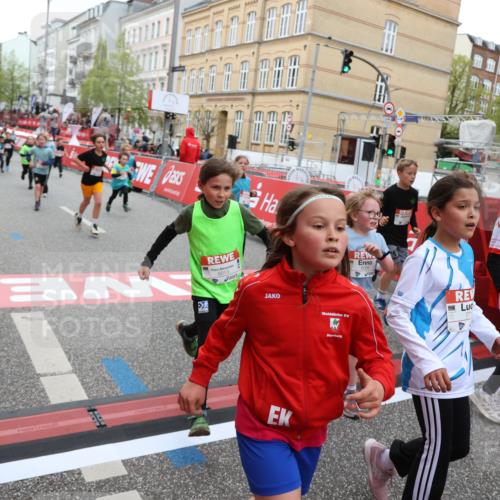 25.04.2026 - Das Zehntel Strokosch-Dieckow http://msf.ph/oto/9617313 25.04.2026 10:56:42 Ziel 5039, 5229, 5257, 5325, 5326, 5507, 5511, 5513, 5646, 5747, 6011, 6013, 6074, 6385, 6412, 6429, 6663, 6886, 7267, 7288, 7368, 7369, 7712, 7801, 7803, 7827, 8007 meine-sportfotos.de