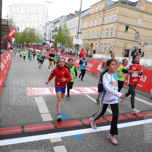 25.04.2026 - Das Zehntel Strokosch-Dieckow http://msf.ph/oto/9617381 25.04.2026 10:56:42 Ziel 5039, 5229, 5257, 5325, 5326, 5507, 5511, 5513, 5646, 5747, 6011, 6013, 6074, 6385, 6412, 6429, 6663, 6886, 7267, 7288, 7368, 7369, 7712, 7801, 7803, 7827, 8007 meine-sportfotos.de