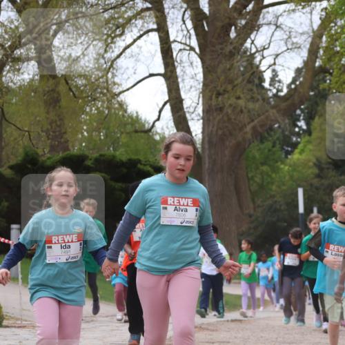 25.04.2026 - Das Zehntel Zöllner http://msf.ph/oto/9617397 25.04.2026 09:49:42 Laufen 7491, 7606, 7351 meine-sportfotos.de