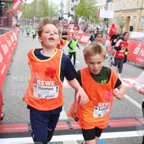 25.04.2026 - Das Zehntel Strokosch-Dieckow http://msf.ph/oto/9617424 25.04.2026 10:56:41 Ziel 5039, 5229, 5257, 5325, 5326, 5511, 5513, 5583, 5747, 6011, 6013, 6014, 6074, 6385, 6412, 6663, 6886, 7267, 7288, 7368, 7369, 7712, 7801, 7803, 7827, 8007 meine-sportfotos.de