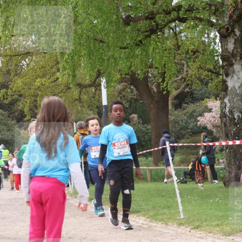 25.04.2026 - Das Zehntel Zöllner http://msf.ph/oto/9617548 25.04.2026 09:49:46 Laufen 7379 meine-sportfotos.de