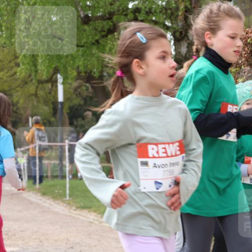 25.04.2026 - Das Zehntel Zöllner http://msf.ph/oto/9617620 25.04.2026 09:49:49 Laufen 7739, 7786 meine-sportfotos.de