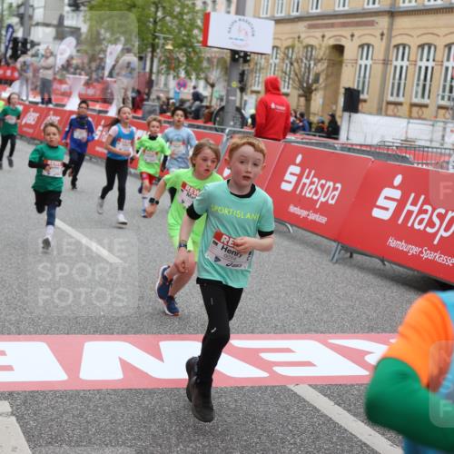 25.04.2026 - Das Zehntel Strokosch-Dieckow http://msf.ph/oto/9617729 25.04.2026 10:56:35 Ziel 5226, 5229, 5420, 5505, 5576, 5578, 5583, 5741, 5790, 5978, 6014, 6067, 6552, 6871, 6876, 6884, 6886, 6952, 6953, 6965, 6999, 7228, 7288, 7702, 7715, 7759, 7801, 7835, 7849, 7903, 7970 meine-sportfotos.de